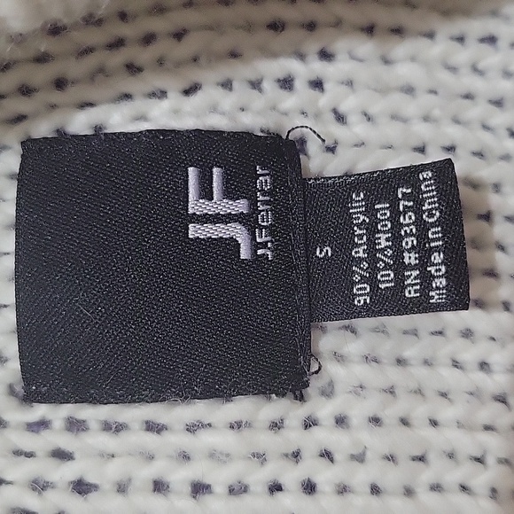 JF J.Ferra Men's White Cable Knit Cowl Sweater Size Small Women's Size Medium - Picture 6 of 7